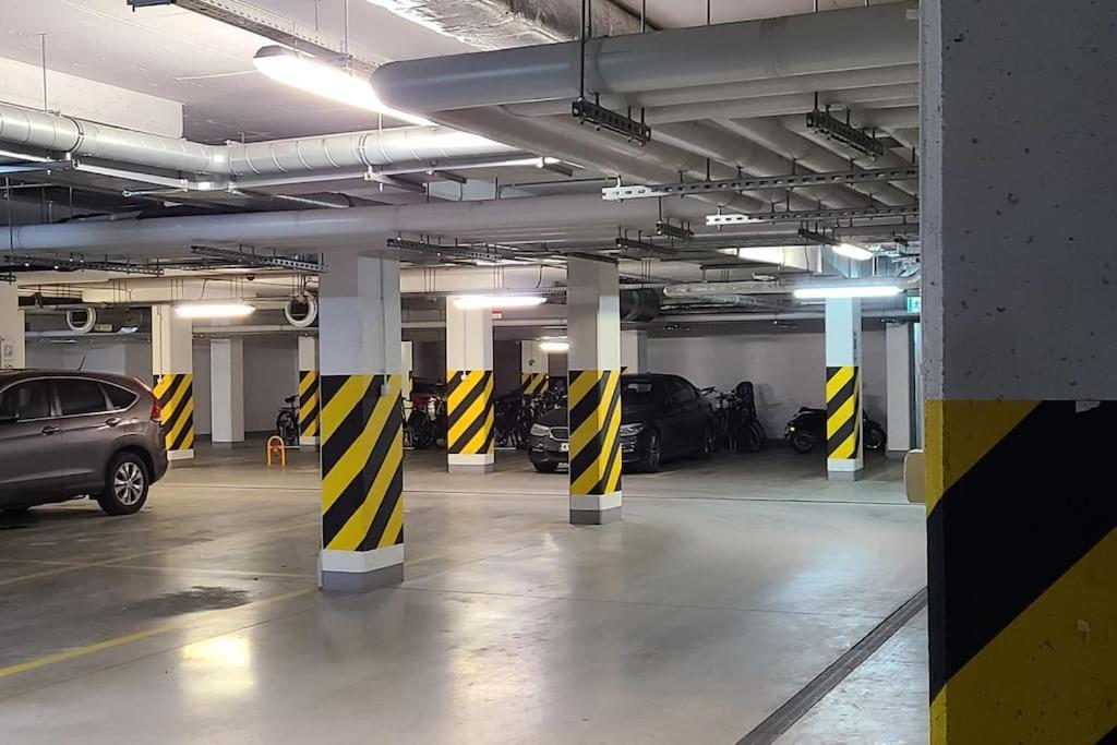 Wellsituated 1 Bedroom Condo In Warsaw Freeparking ภายนอก รูปภาพ