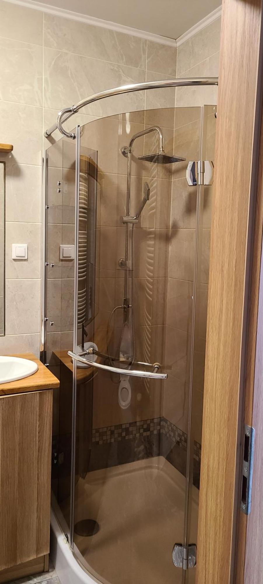 Wellsituated 1 Bedroom Condo In Warsaw Freeparking ภายนอก รูปภาพ
